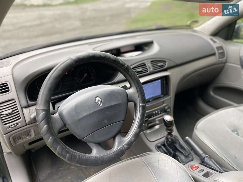 Універсал Renault Laguna 2002 в Новій Ушиці