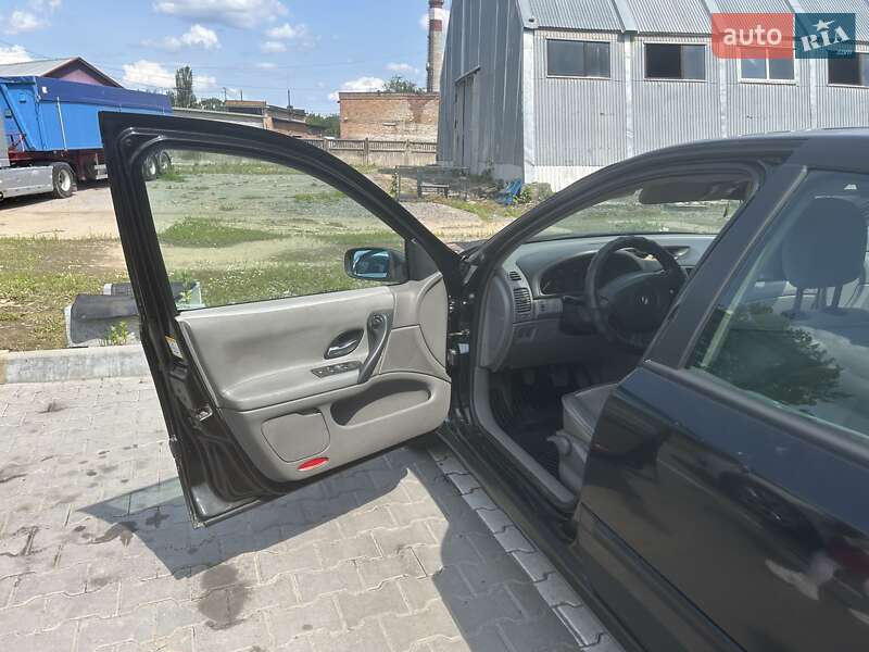 Лифтбек Renault Laguna 2003 в Виннице фото 10 Лифтбек Renault Laguna 2003 в Виннице