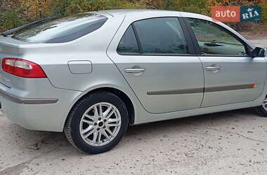 Лифтбек Renault Laguna 2001 в 