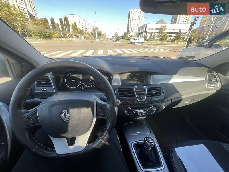 Універсал Renault Laguna 2013 в Києві фото 39 Універсал Renault Laguna 2013 в Києві