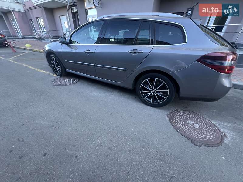 Універсал Renault Laguna 2013 в Києві фото 40 Універсал Renault Laguna 2013 в Києві