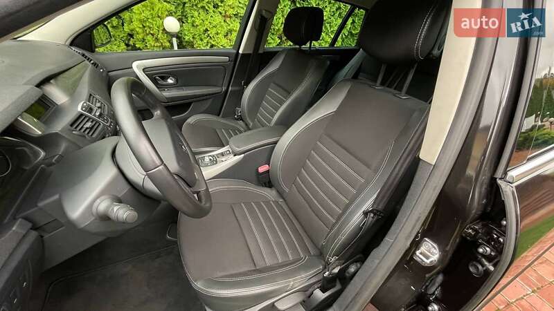 Универсал Renault Laguna 2012 в Киеве