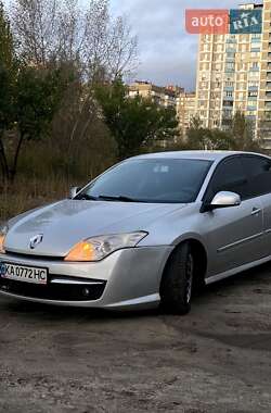 Лифтбек Renault Laguna 2008 в 