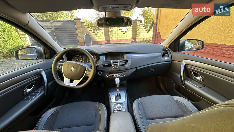 Универсал Renault Laguna 2010 в Луцке