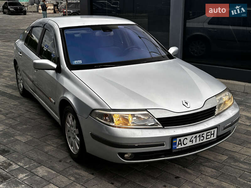 Лифтбек Renault Laguna 2002 в Луцке