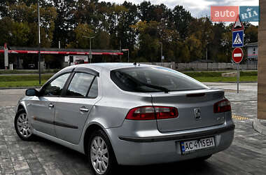 Лифтбек Renault Laguna 2002 в 