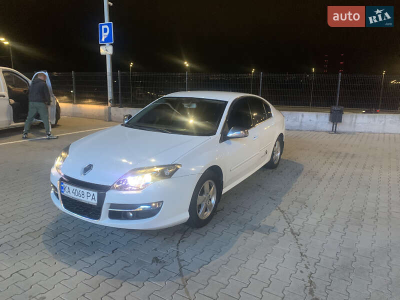 Ліфтбек Renault Laguna 2012 в Києві