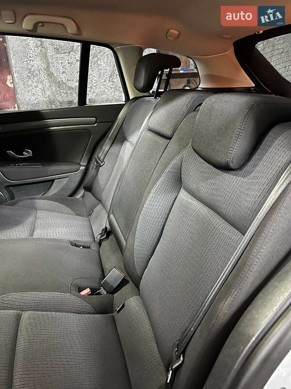 Универсал Renault Laguna 2008 в Дубно