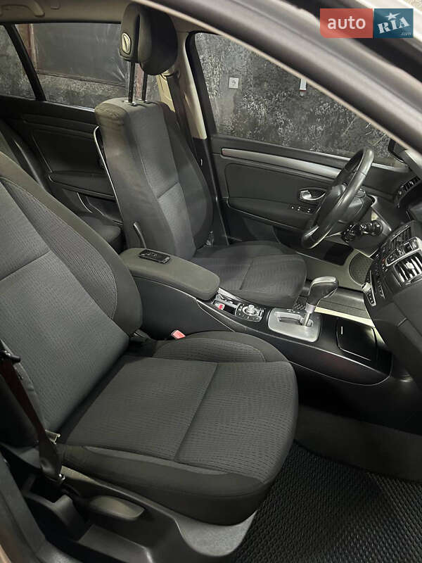 Универсал Renault Laguna 2008 в Дубно