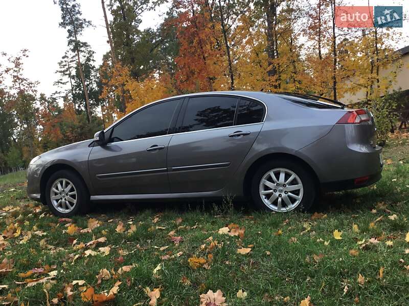 Лифтбек Renault Laguna 2012 в Киеве фото 27 Лифтбек Renault Laguna 2012 в Киеве