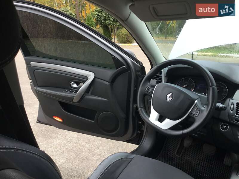 Лифтбек Renault Laguna 2012 в Киеве фото 56 Лифтбек Renault Laguna 2012 в Киеве