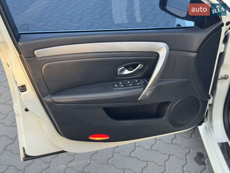 Лифтбек Renault Laguna 2014 в Коломые
