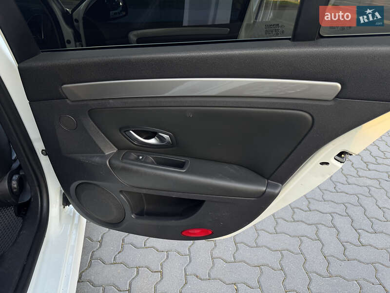 Лифтбек Renault Laguna 2014 в Коломые
