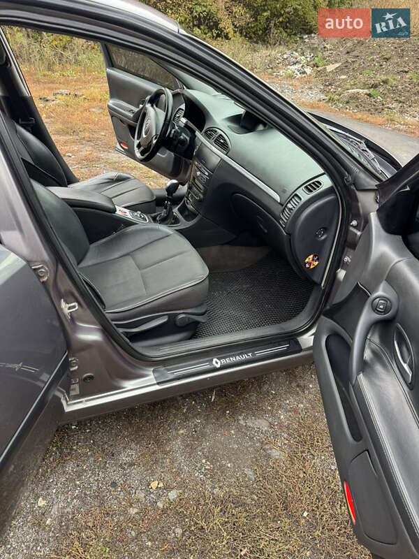 Универсал Renault Laguna 2005 в Хмельницком фото 16 Универсал Renault Laguna 2005 в Хмельницком
