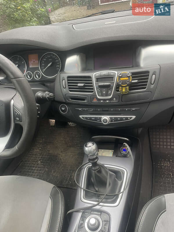 Универсал Renault Laguna 2010 в Стрые