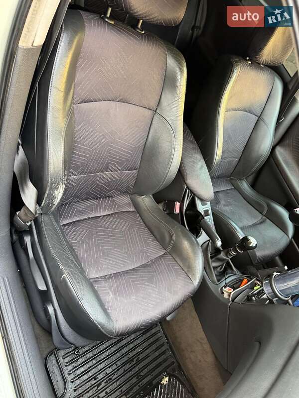 Универсал Renault Laguna 2001 в Тернополе