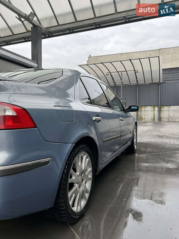 Ліфтбек Renault Laguna 2003 в Хмельницькому