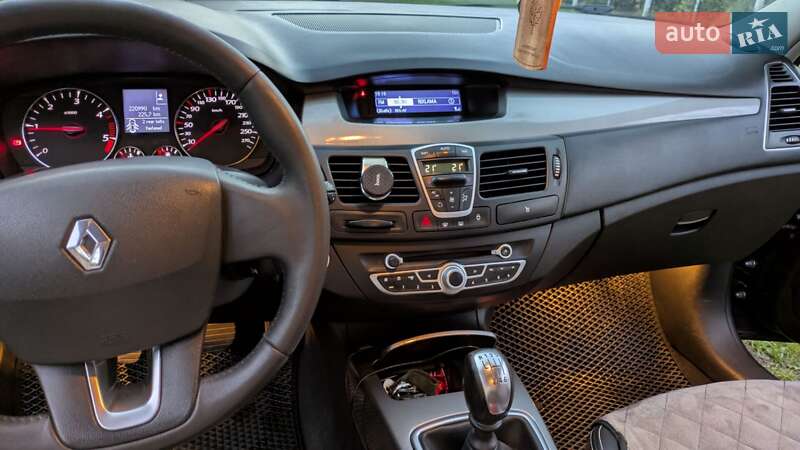 Універсал Renault Laguna 2011 в Острозі фото 14 Універсал Renault Laguna 2011 в Острозі