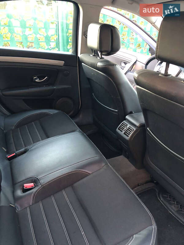 Ліфтбек Renault Laguna 2014 в Кам'янець-Подільському