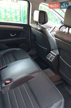 Ліфтбек Renault Laguna 2014 в  фото 2 Ліфтбек Renault Laguna 2014 в