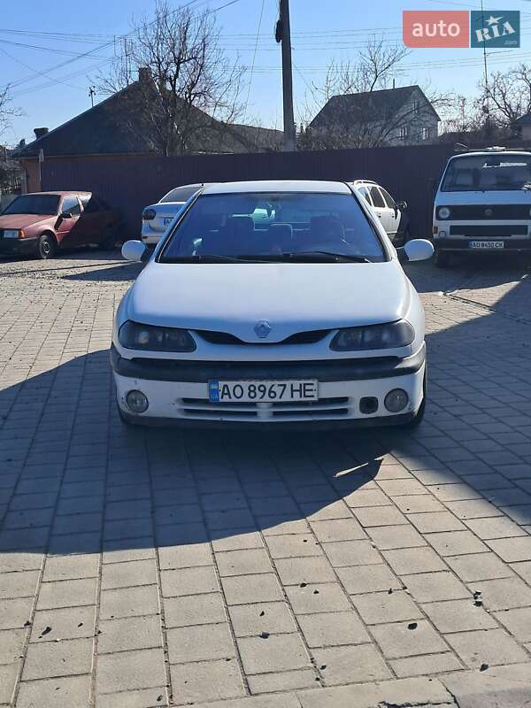 Лифтбек Renault Laguna 2000 в Ужгороде