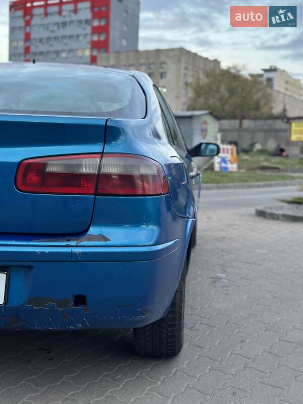 Ліфтбек Renault Laguna 2001 в Львові фото 10 Ліфтбек Renault Laguna 2001 в Львові