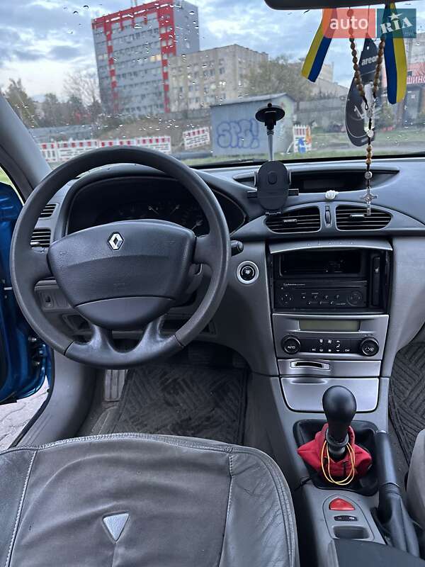 Ліфтбек Renault Laguna 2001 в Львові фото 26 Ліфтбек Renault Laguna 2001 в Львові
