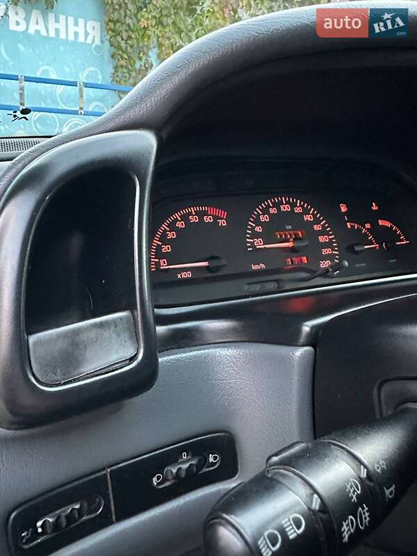 Лифтбек Renault Laguna 1996 в Умани фото 13 Лифтбек Renault Laguna 1996 в Умани