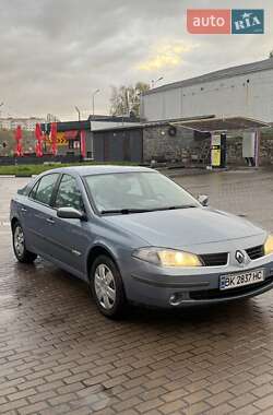Ліфтбек Renault Laguna 2006 в  фото 3 Ліфтбек Renault Laguna 2006 в