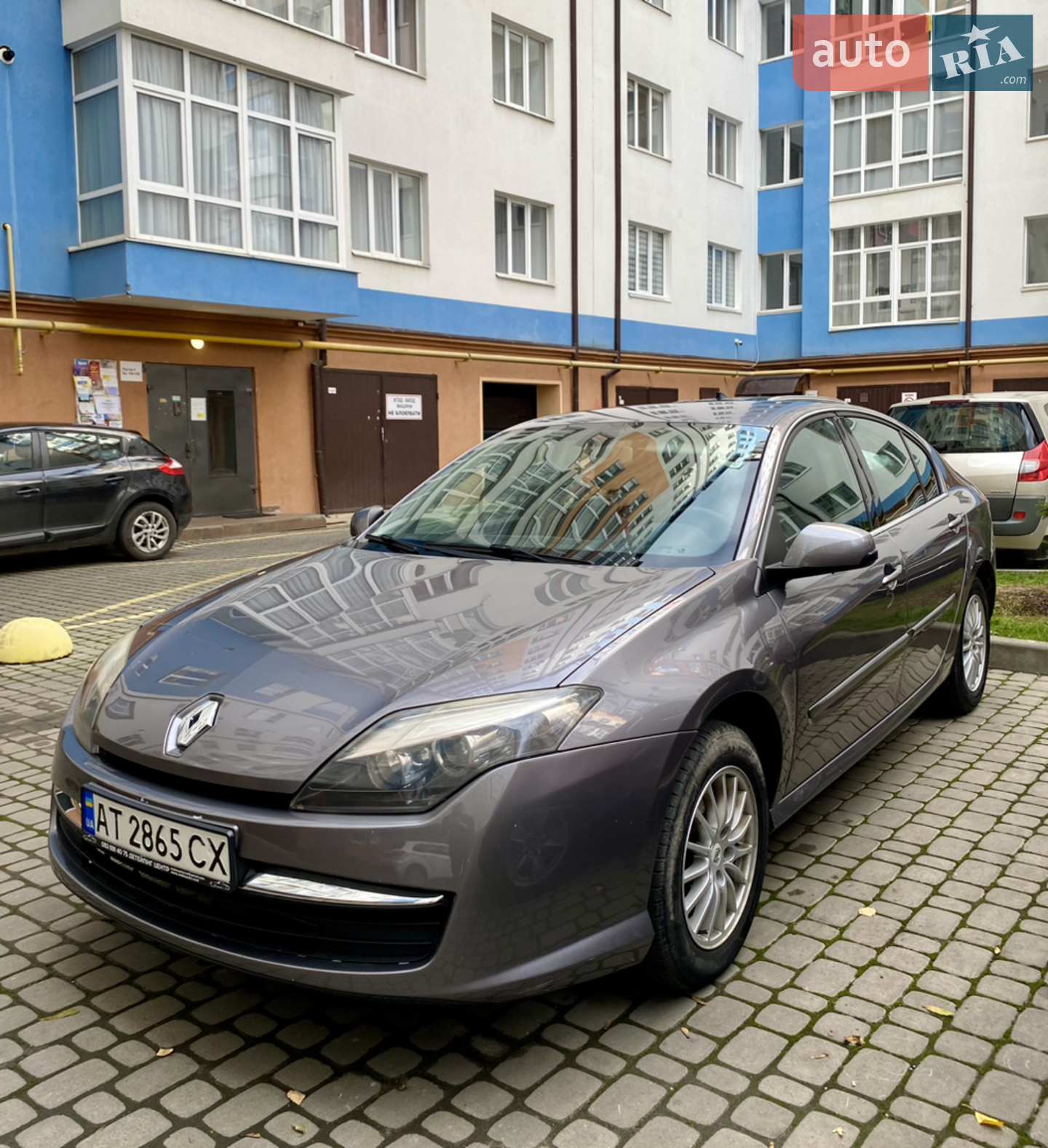 2011 Renault Laguna - фото 1