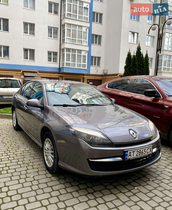Ліфтбек Renault Laguna 2011 в Івано-Франківську фото 3 Ліфтбек Renault Laguna 2011 в Івано-Франківську