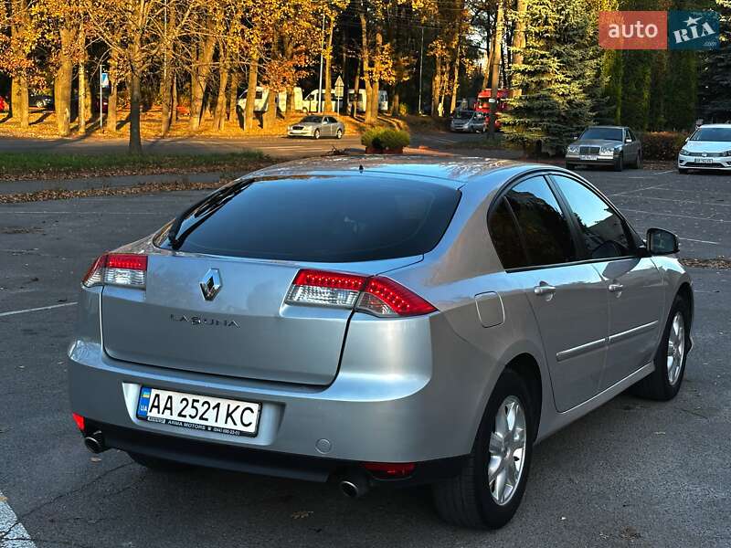 Ліфтбек Renault Laguna 2008 в Вінниці