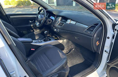 Універсал Renault Laguna 2011 в  фото 53 Універсал Renault Laguna 2011 в