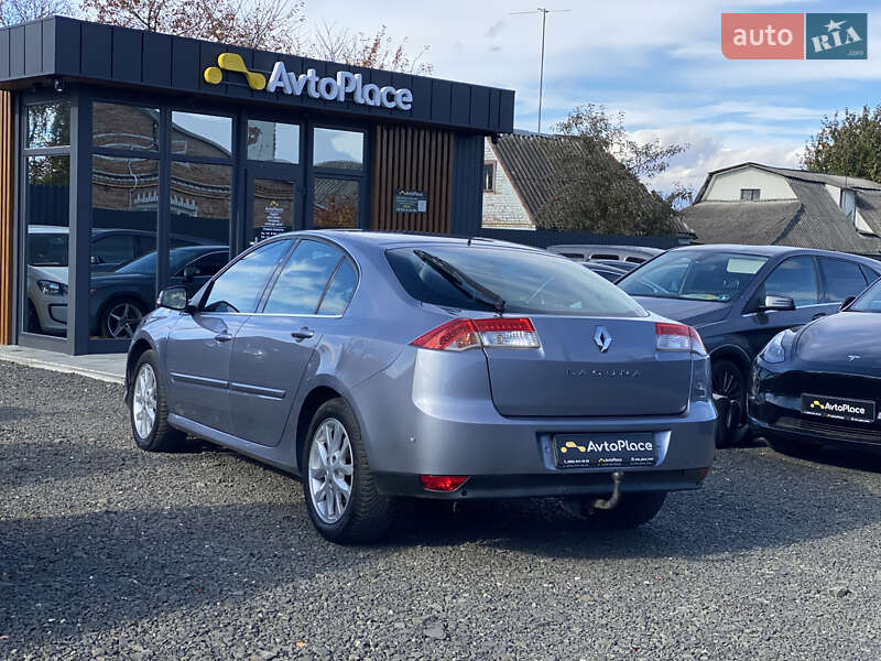 Ліфтбек Renault Laguna 2009 в Луцьку