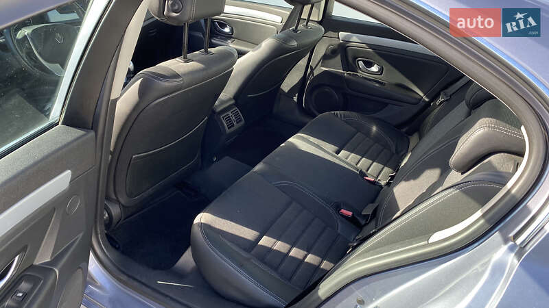 Ліфтбек Renault Laguna 2009 в Луцьку