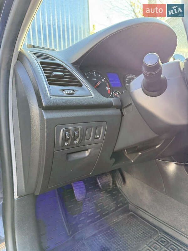 Универсал Renault Laguna 2008 в Киеве фото 33 Универсал Renault Laguna 2008 в Киеве