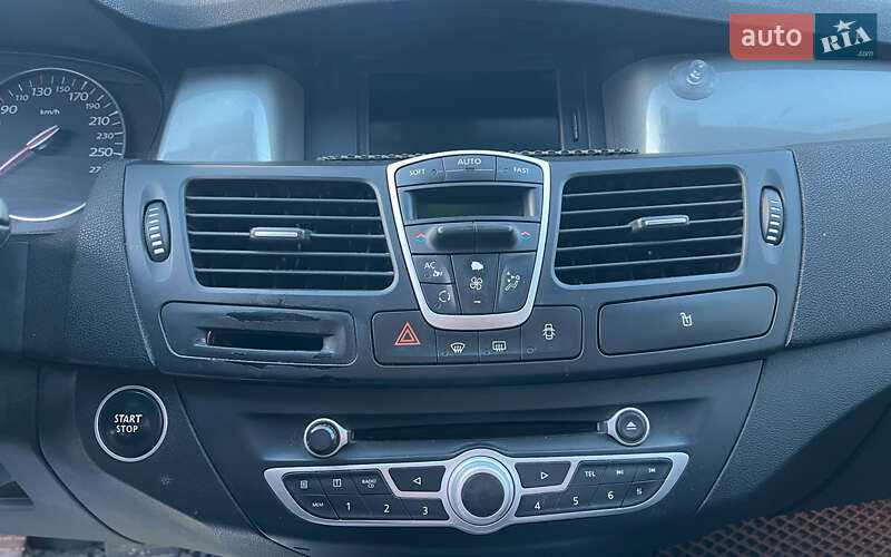 Лифтбек Renault Laguna 2012 в Коломые