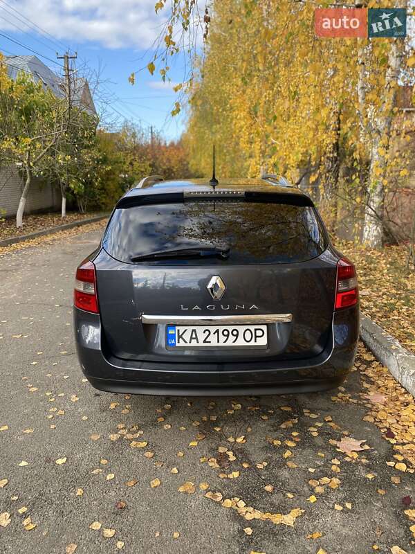 Универсал Renault Laguna 2011 в Киеве