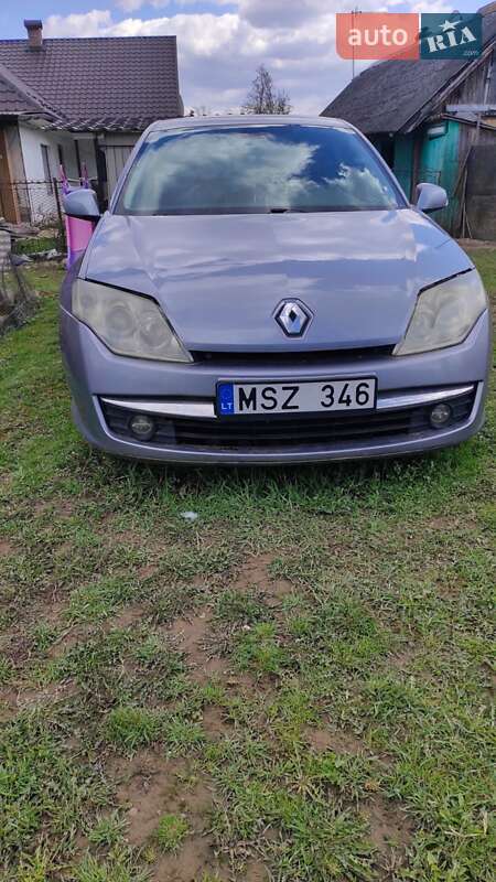 Лифтбек Renault Laguna 2008 в Калуше