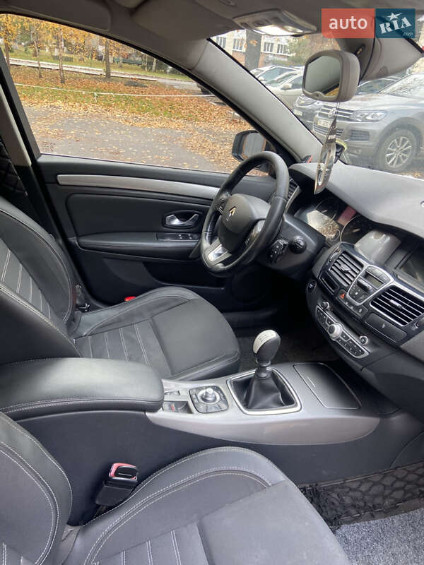 Универсал Renault Laguna 2011 в Полтаве фото 13 Универсал Renault Laguna 2011 в Полтаве