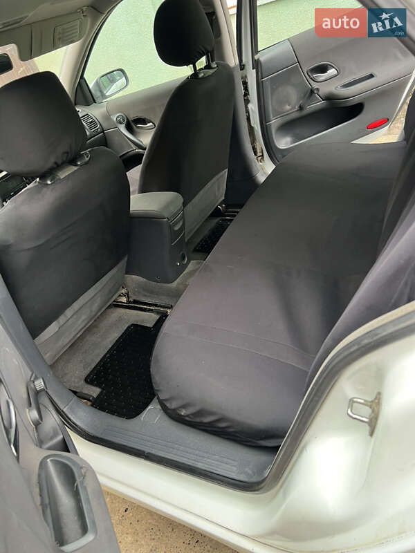 Ліфтбек Renault Laguna 2004 в Мукачевому