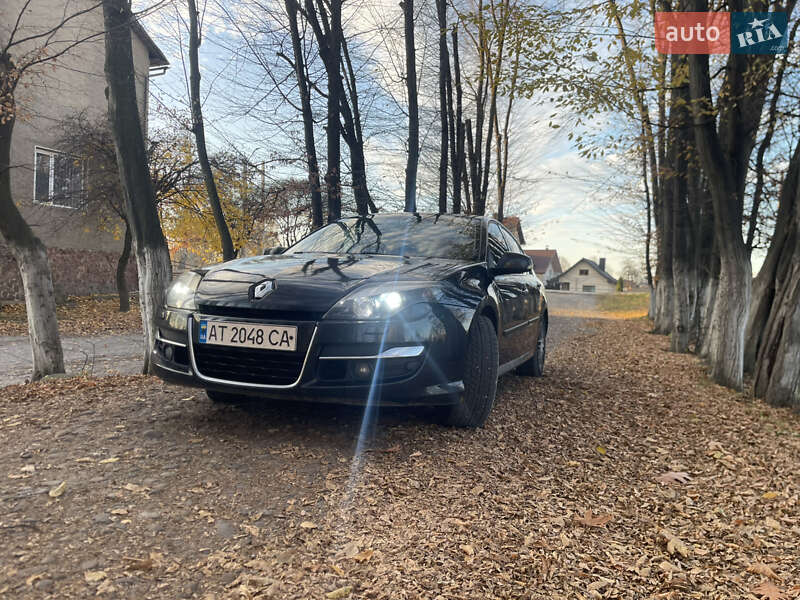 Лифтбек Renault Laguna 2011 в Ивано-Франковске фото 9 Лифтбек Renault Laguna 2011 в Ивано-Франковске