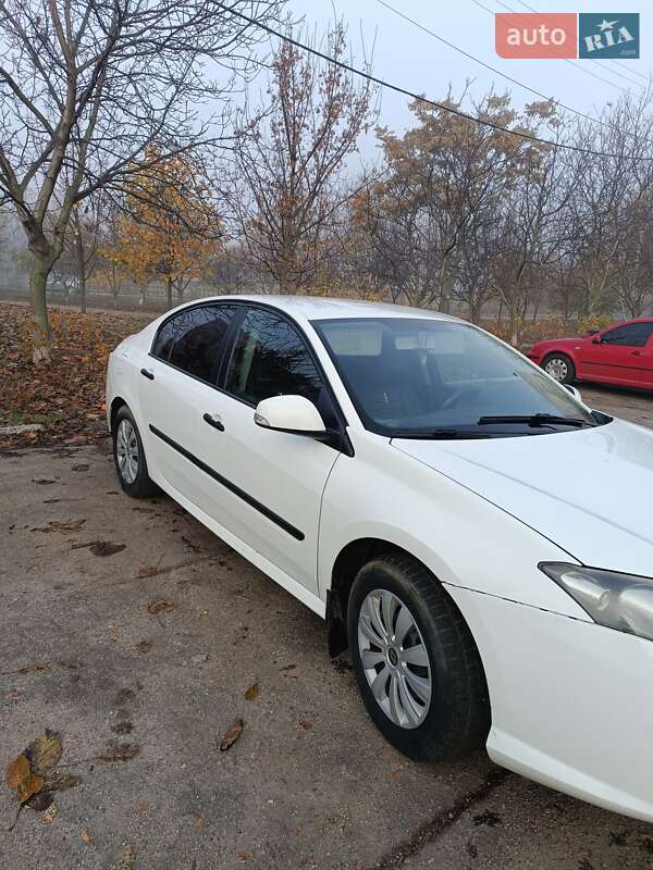 Лифтбек Renault Laguna 2008 в Кропивницком