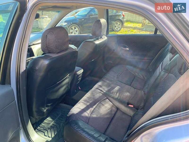 Лифтбек Renault Laguna 2001 в Коломые фото 25 Лифтбек Renault Laguna 2001 в Коломые