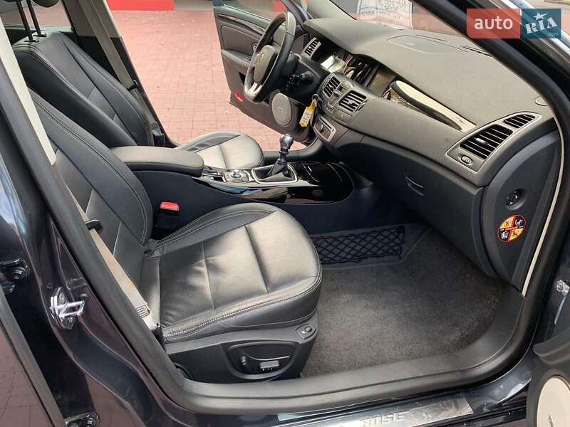 Лифтбек Renault Laguna 2014 в Ровно фото 4 Лифтбек Renault Laguna 2014 в Ровно