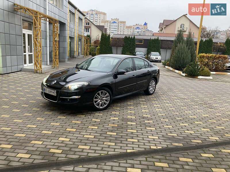 Лифтбек Renault Laguna 2012 в Киеве
