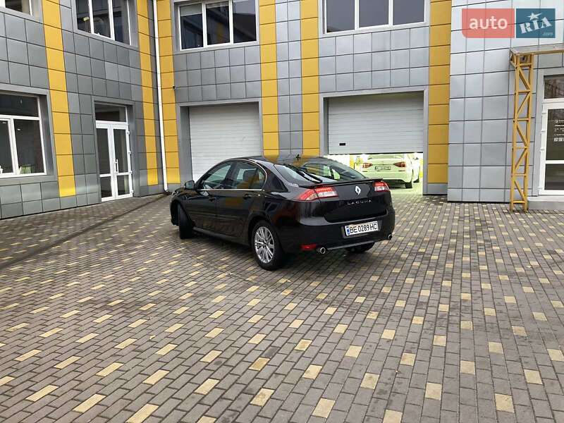 Лифтбек Renault Laguna 2012 в Киеве