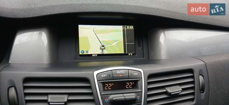 Универсал Renault Laguna 2011 в Ромнах