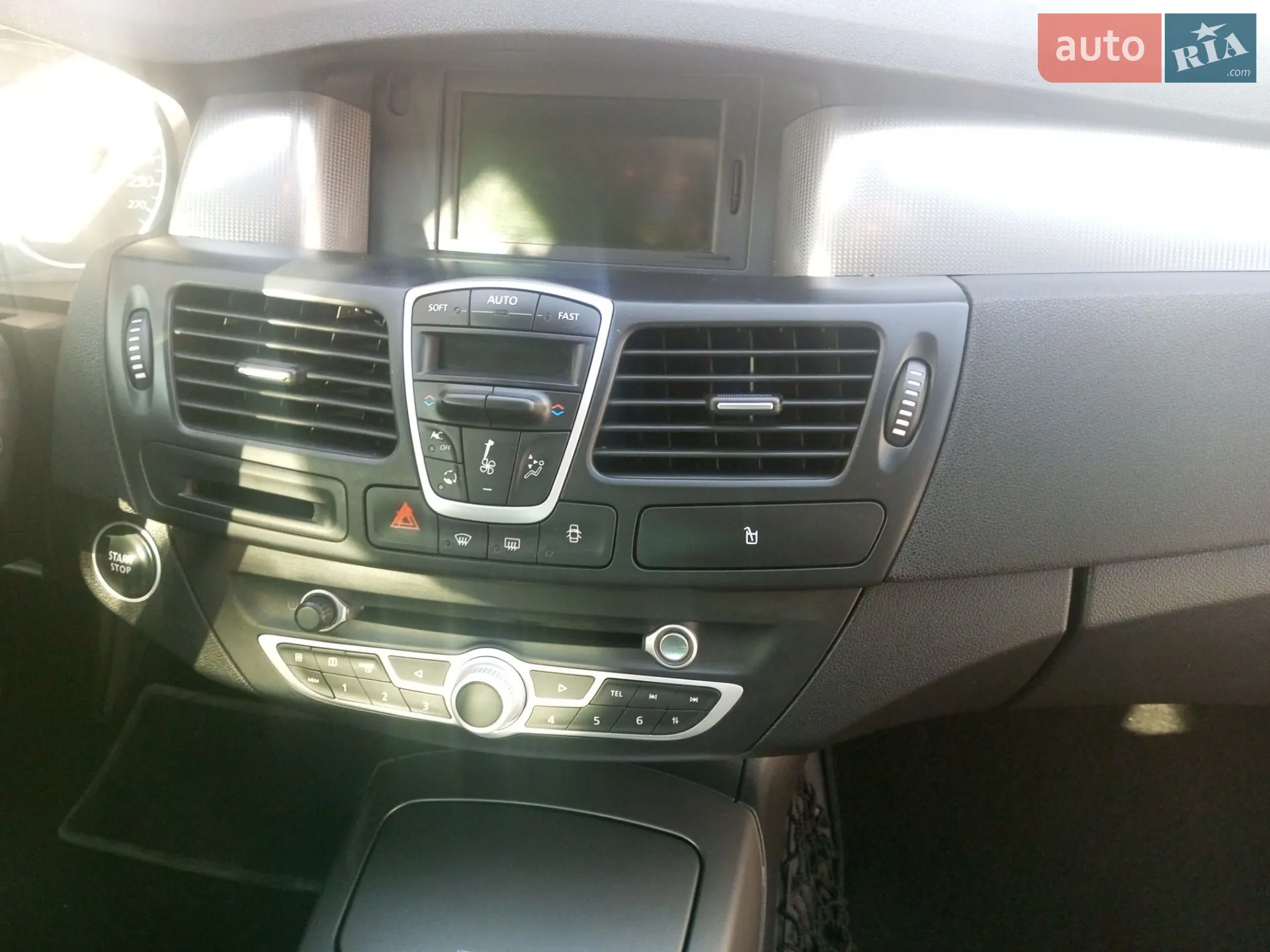 2012 Renault Laguna - мініатюра 8