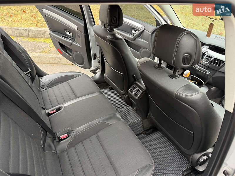 Універсал Renault Laguna 2008 в Рівному фото 20 Універсал Renault Laguna 2008 в Рівному